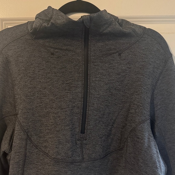 lululemon athletica Gray Cropped Hoodie - Picture 2 of 3